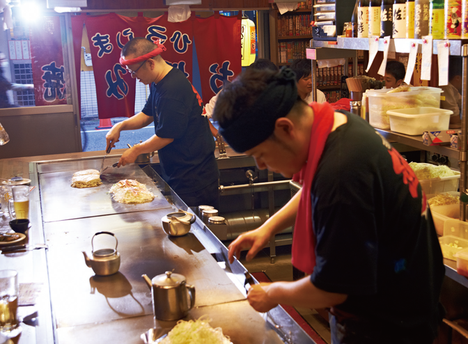 【広島・越田】広島の老舗お好み焼き店に三代受け継がれる「味の素® Ⓢ」の技！