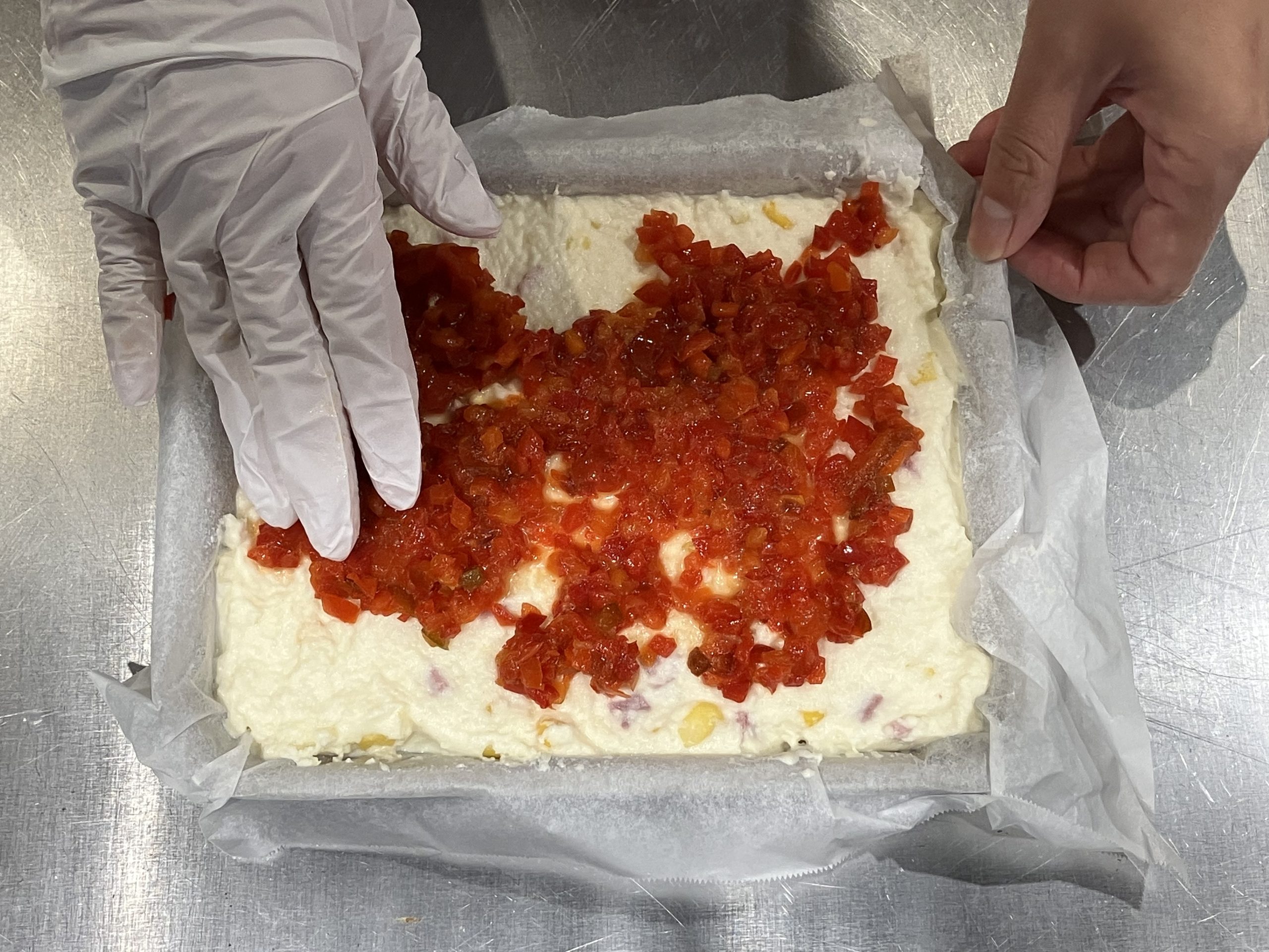 赤ピーマンのポテト詰め風作り方